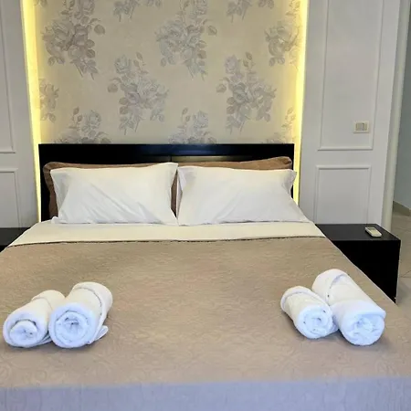 Apartment Retro Blossom Tirana
